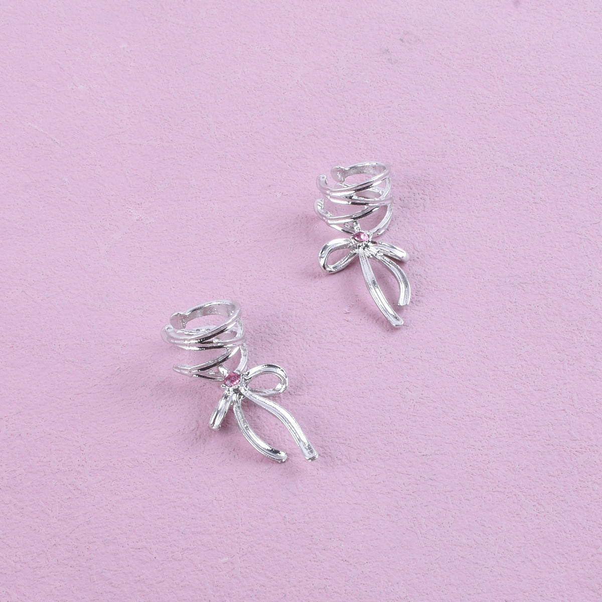 Silver Bow Tie Clip Earrings For Unisex Featuring Electroplated Zinc Alloy With Sweet Style
