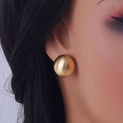 Sweet Semicircle Stud Earrings For Unisex Featuring Brushed Gold Zinc Alloy
