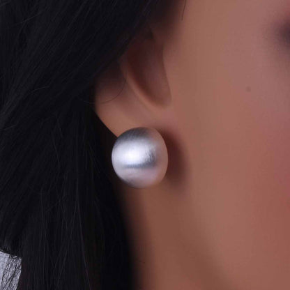 Sweet Semicircle Stud Earrings For Unisex Featuring Brushed Gold Zinc Alloy