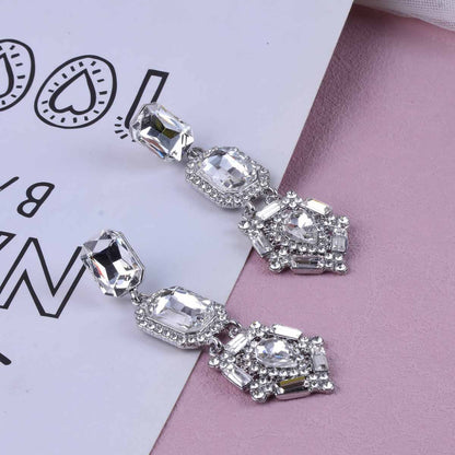 Sweet Water Droplets Tassel Stud Earrings For Unisex In Silver With Rhinestones, Made Of Zinc Alloy