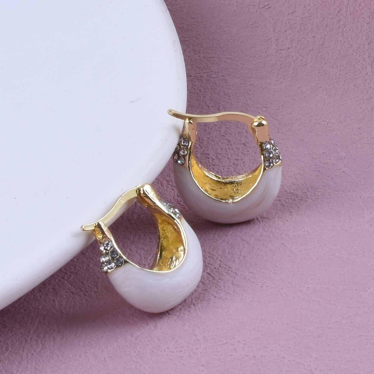 Sweet Geometric Green Alloy Earrings With Electroplated Finish And 925 Sterling Silver Posts, Unisex Design