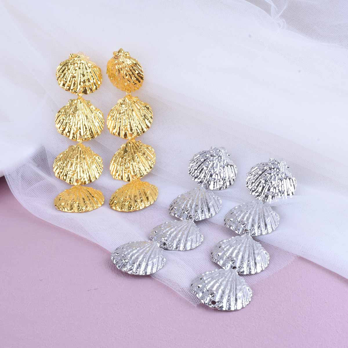 Simple Style Silver Tassel Sector Earrings For Women In Alloy Material