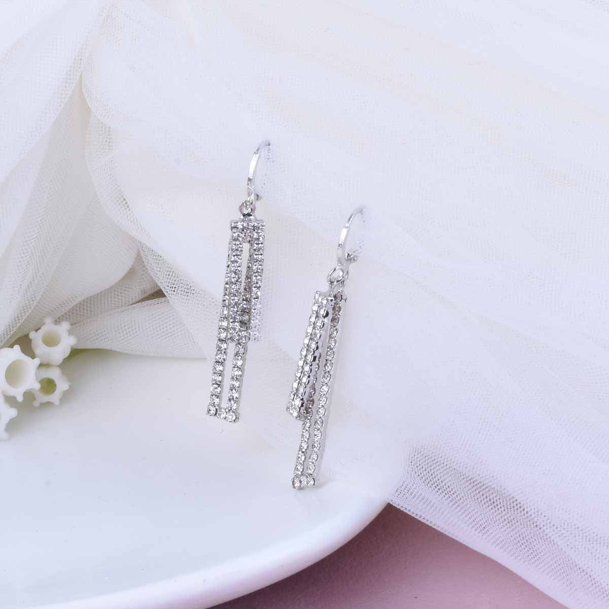 Sweet Tassel Earrings For Women With 925 Sterling Silver Ear Pins And Silver Alloy Featuring Rhinestones