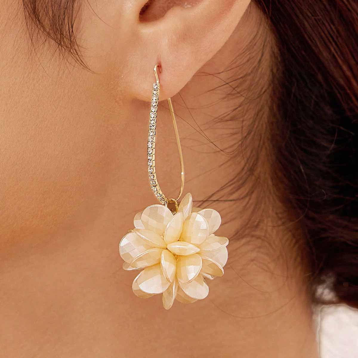 Simple Style Gold Flowers Ear Hook Earrings For Women With Electroplated Alloy And Rhinestones Inlay