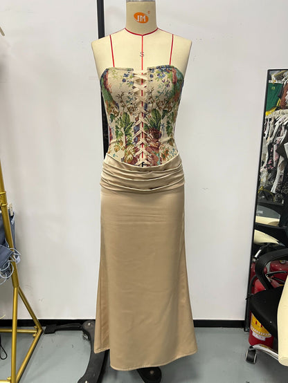 Vintage Style Floral Satin Dress With Sleeveless Tube Bra Neckline, Made From Polyester, Perfect For Date Occasions