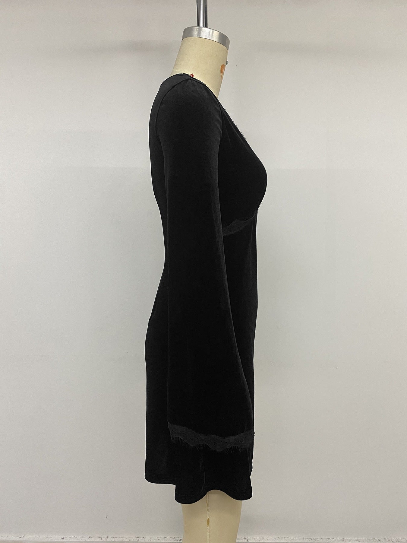 Vintage Style Solid Color Lace Dress With Long Sleeve And V Neck, Casual Wear In Polyester Fabric