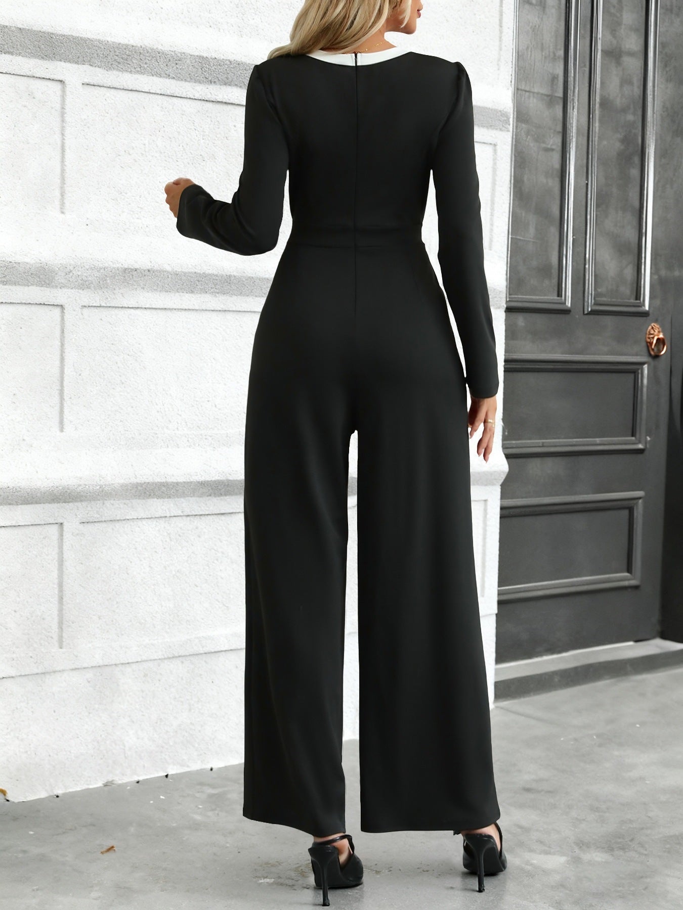 Color Block Full Length Jumpsuit For Women In Twilled Satin Fabric With Double Breasted Design And High Elasticity