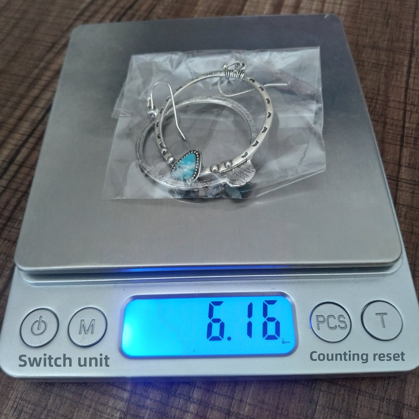 Retro Circle Hoop Earrings For Women In Antique Silver Plated Alloy With Turquoise Inlay