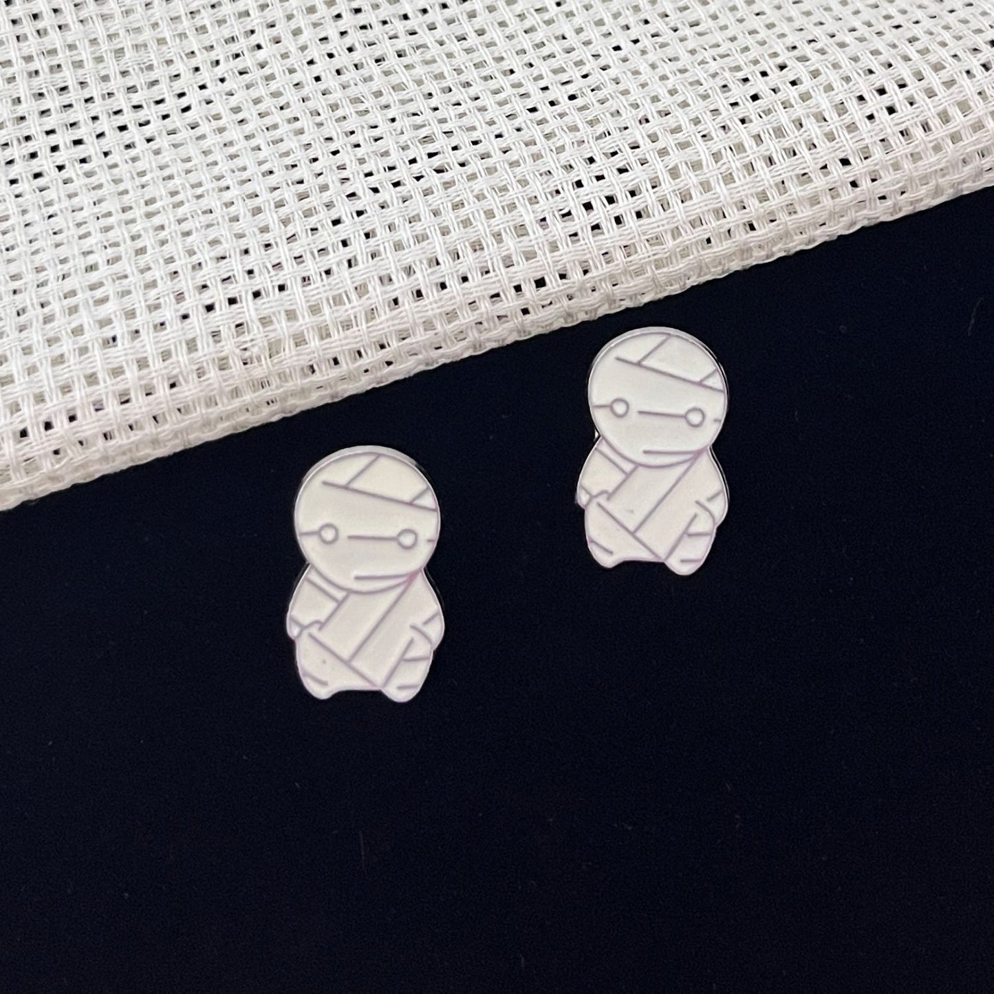 Cartoon Character Pin Made Of Zinc Alloy With Electroplated Finish, Perfect For Halloween