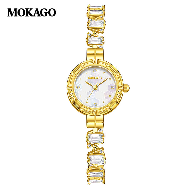Women’s Quartz Watch With Copper Strap And Jewelry Buckle, Round Dial Featuring Tempered Glass Mirror