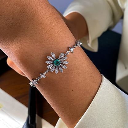 Flowers Copper Bracelet For Women With Copper Chain And Zircon Inlay Pendant