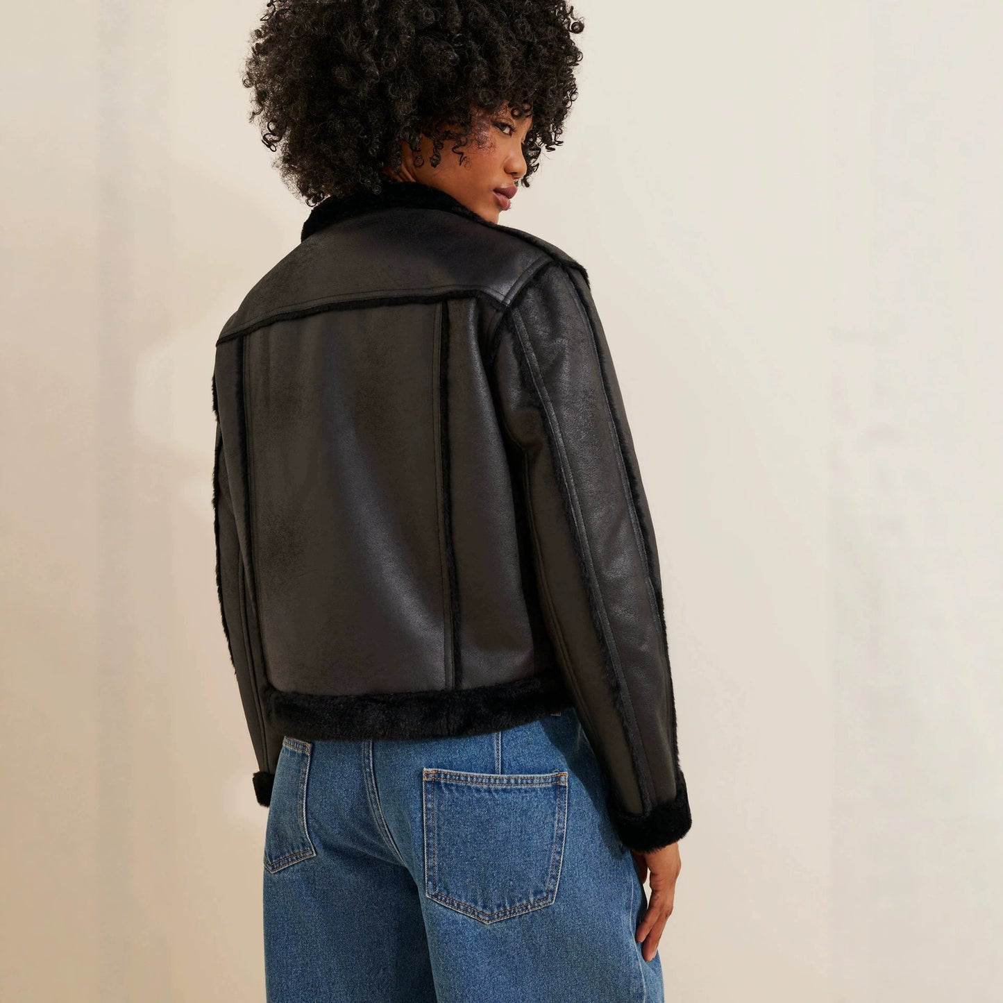 Punk Solid Color Women's Leather Jacket In PU Fabric Featuring Zipper Placket