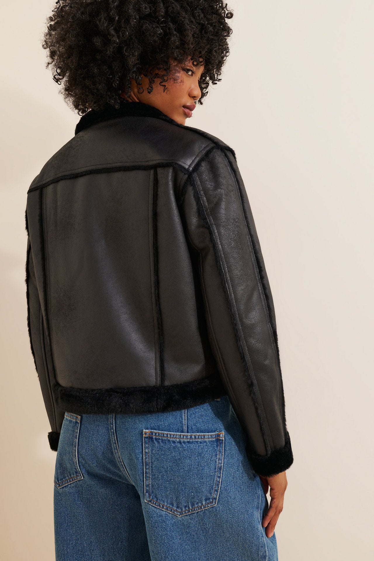 Punk Solid Color Women's Leather Jacket In PU Fabric Featuring Zipper Placket