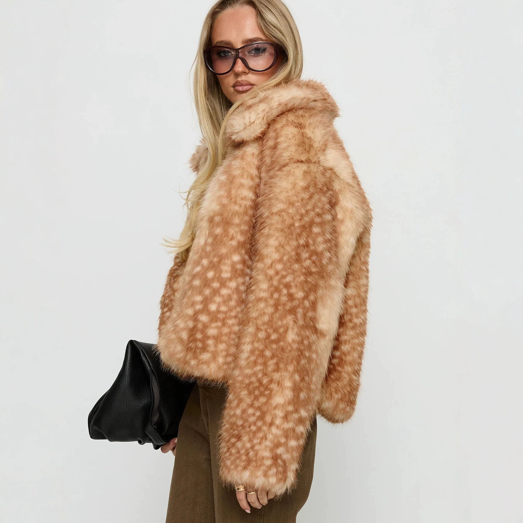 Vintage Style Deer Faux Fur Coat With Contrast Faux Fur Detail In Polyester Fabric, Featuring Lapel Collar