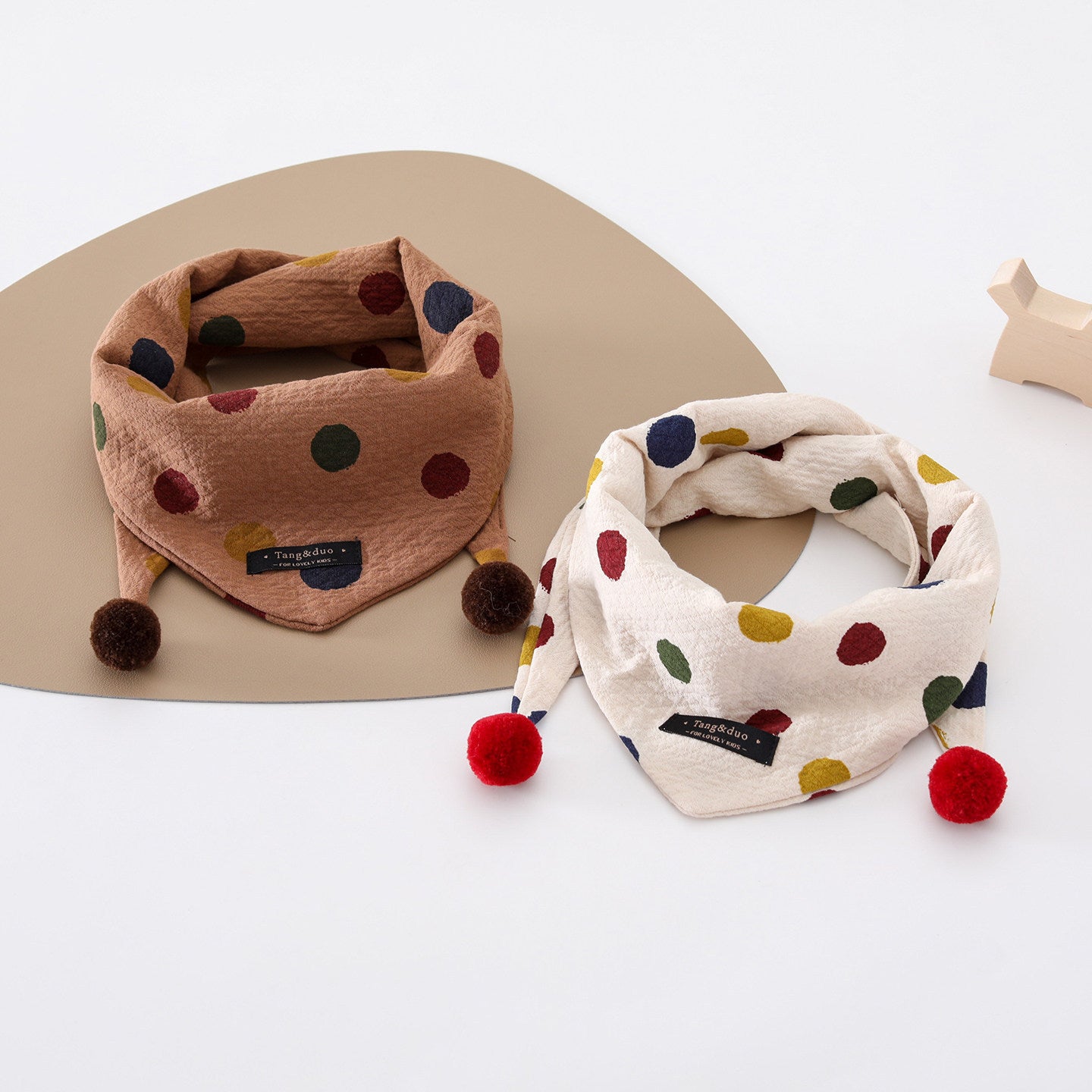 Cartoon Baby Bib In Soft Cotton, Perfect For Autumn, Featuring Adorable Designs For Comfortable Wear