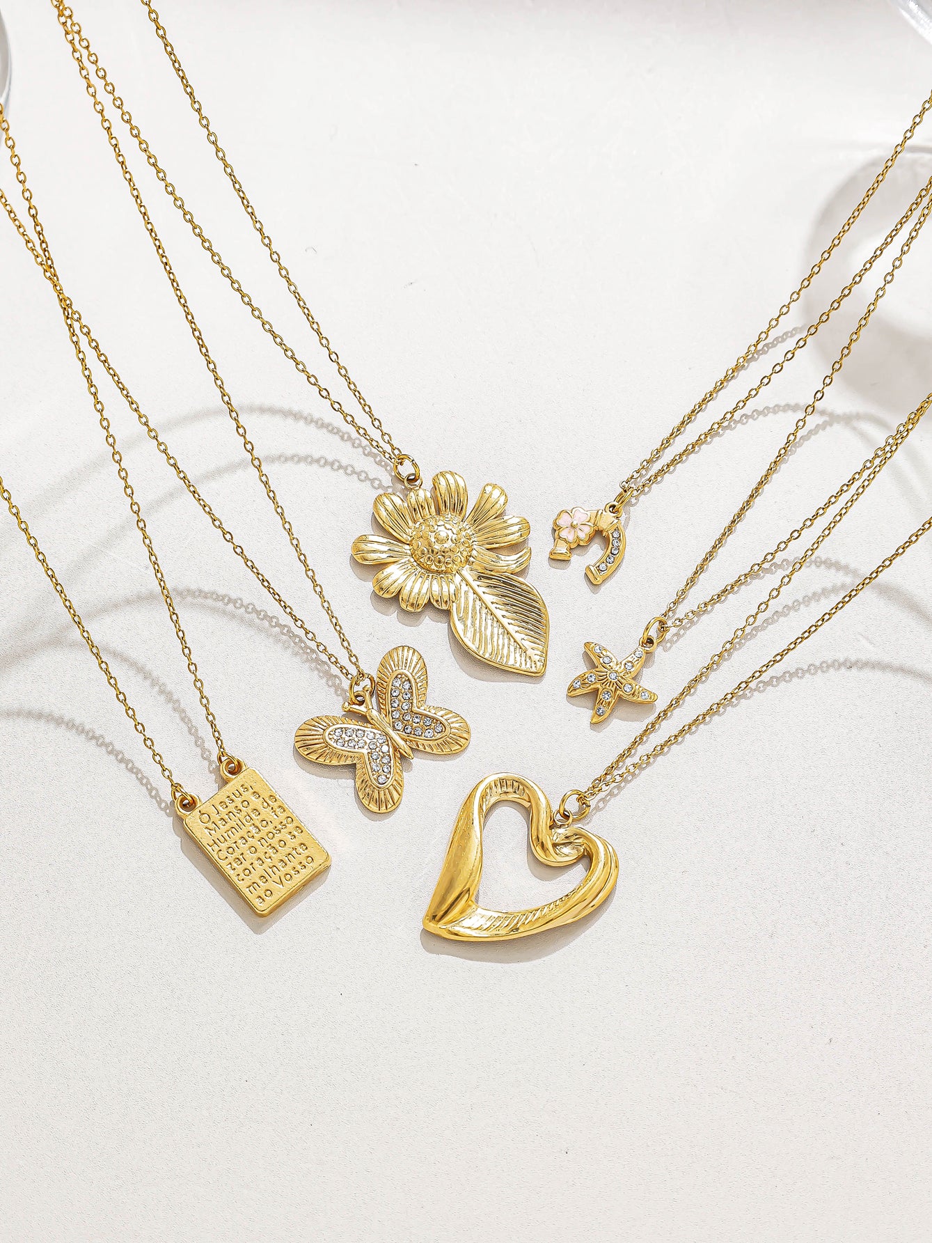 Three-dimensional Starfish Necklace For Women With 18K Real Gold Plated 304 Stainless Steel And PVD Coated Cable Chain
