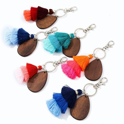 Christmas Tassel Key Chain In Wood Material, Festive Holiday Accessory