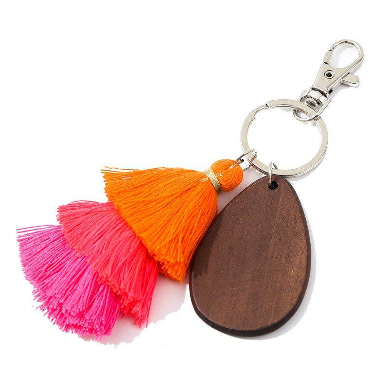 Christmas Tassel Key Chain In Wood Material, Festive Holiday Accessory