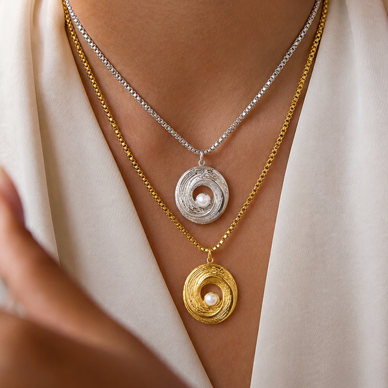 Irregular Waterproof Women's Necklace In 304 Stainless Steel With 18K Gold Plated PVD Coating And Artificial Pearl Slider Chain