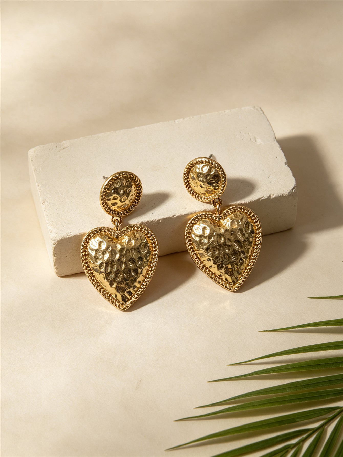 Retro Asymmetrical Heart Shape Earrings For Women In Golden Plated Iron