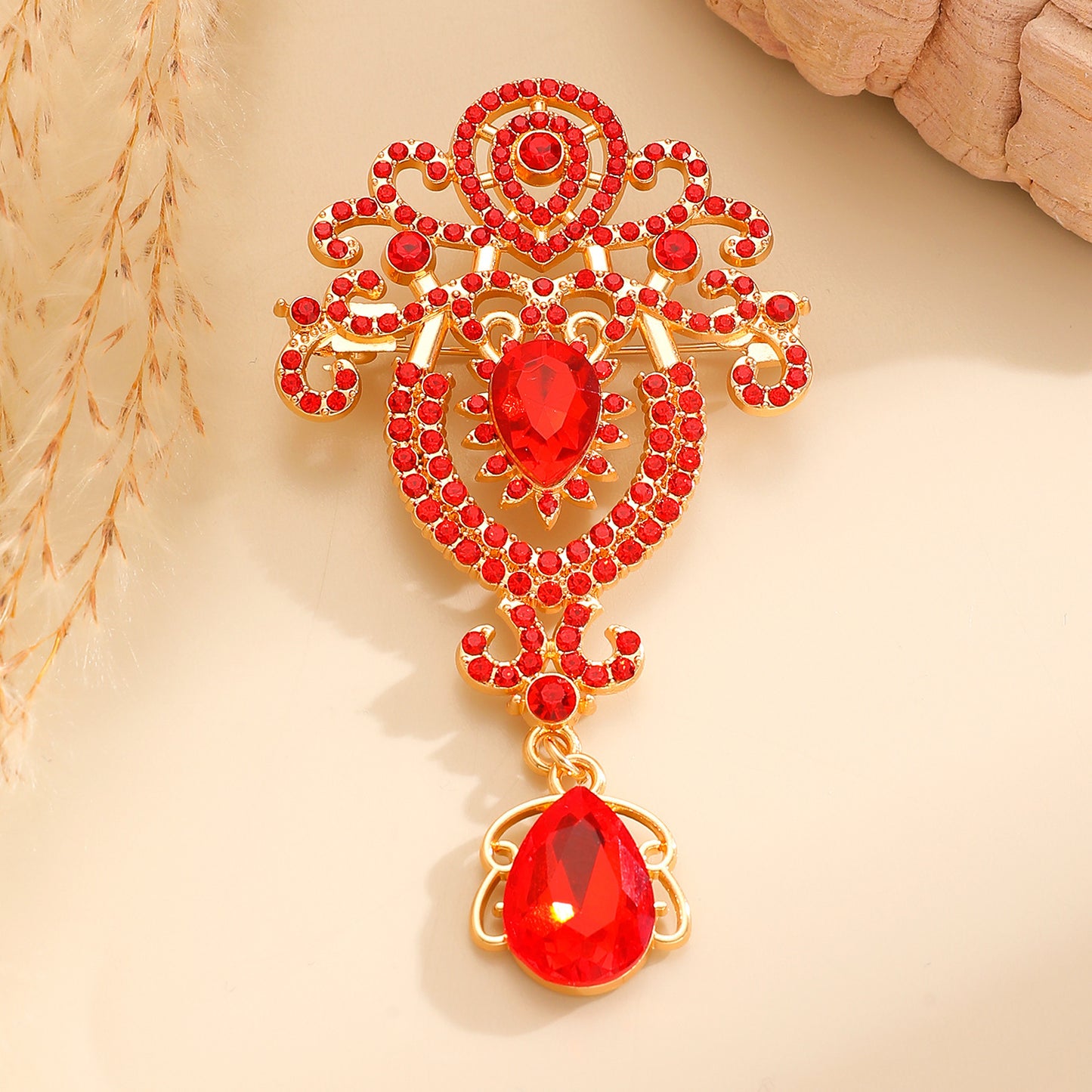 Water Droplets Pin In Zinc Alloy With Crystal Inlay Featuring Diamond Craftsmanship