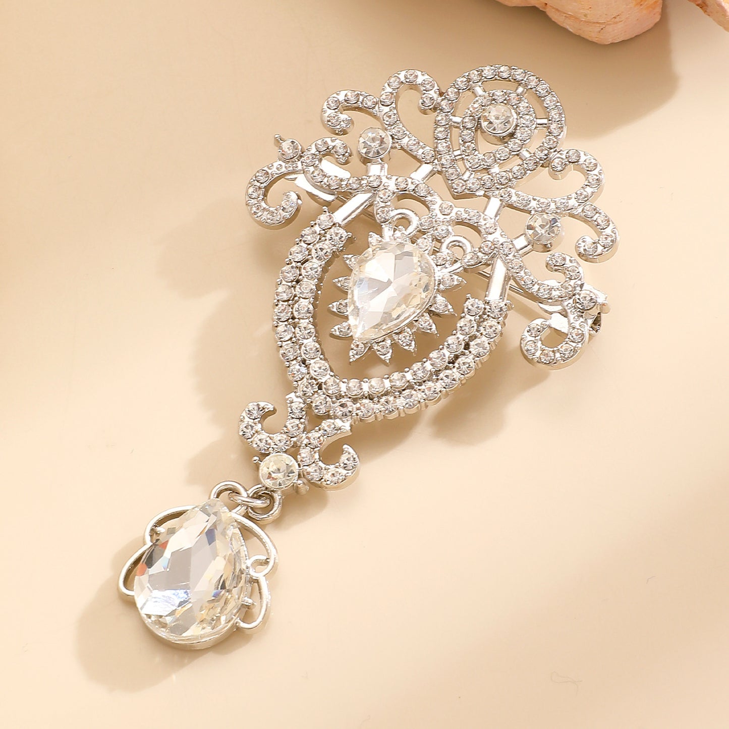 Water Droplets Pin In Zinc Alloy With Crystal Inlay Featuring Diamond Craftsmanship