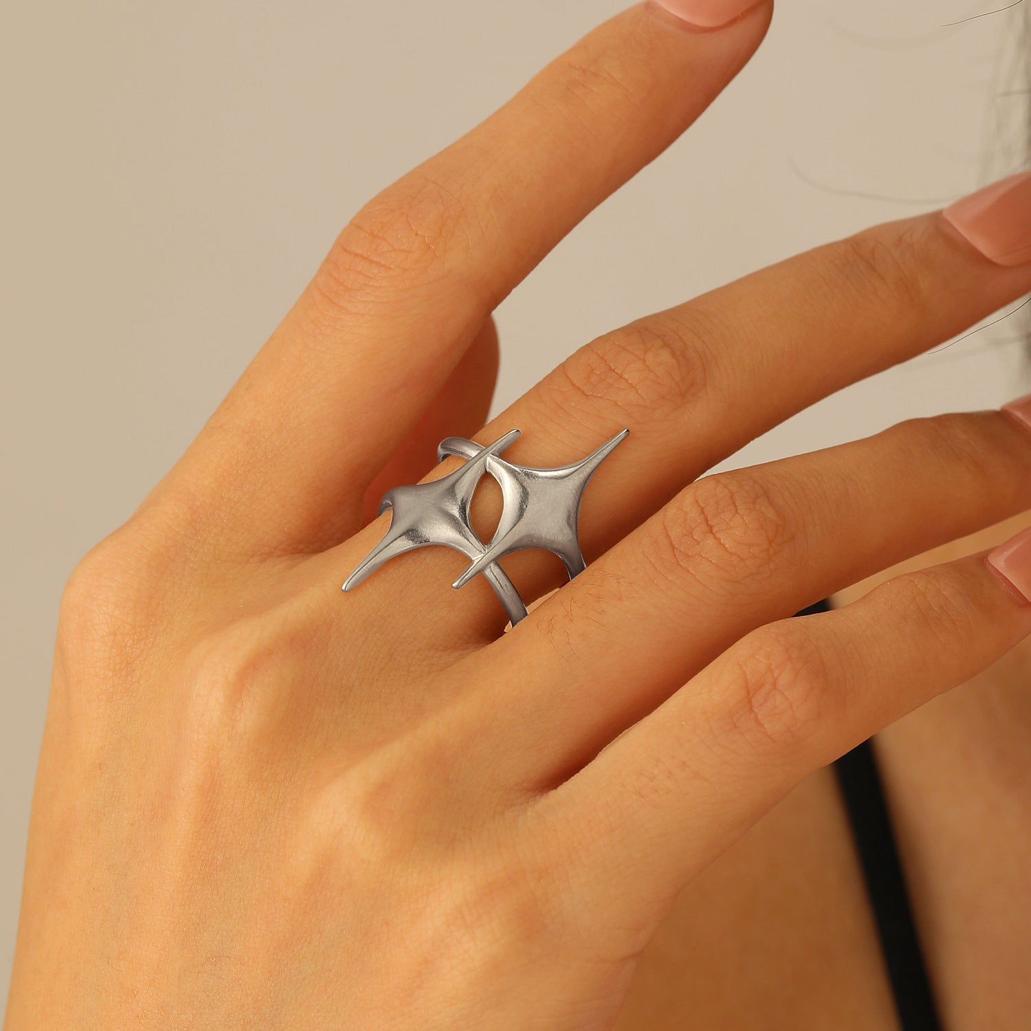 Hip-Hop Star Open Ring For Women In 304 Stainless Steel With Gold Finish, Perfect For Summer Wear