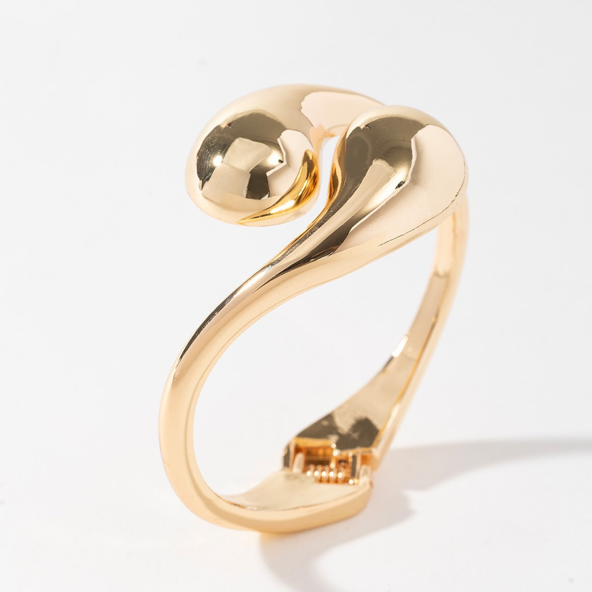 Simple Style Gold Alloy Bangle With Water Droplets Pattern Featuring Electroplated Finish