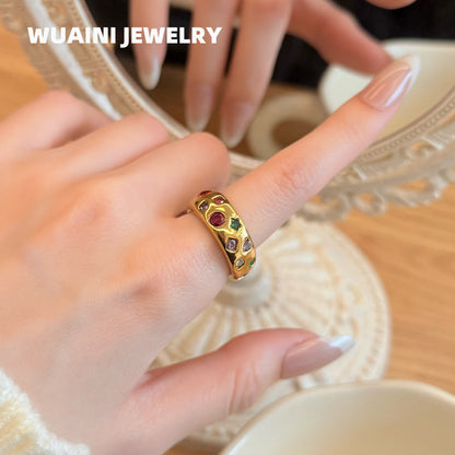 Retro Star Ring For Women In Titanium Steel With 18K Real Gold Plated Electroplated Finish And Zircon Inlay