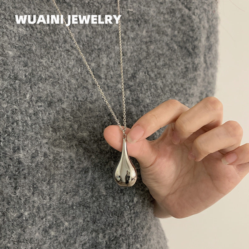 Water Droplets Sweater Chain Necklace For Women In Gold Featuring Titanium Steel Pendant And Cable Chain