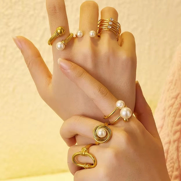 Simple Style Oval Titanium Steel Ring For Women In Gold, Perfect For Winter Wear