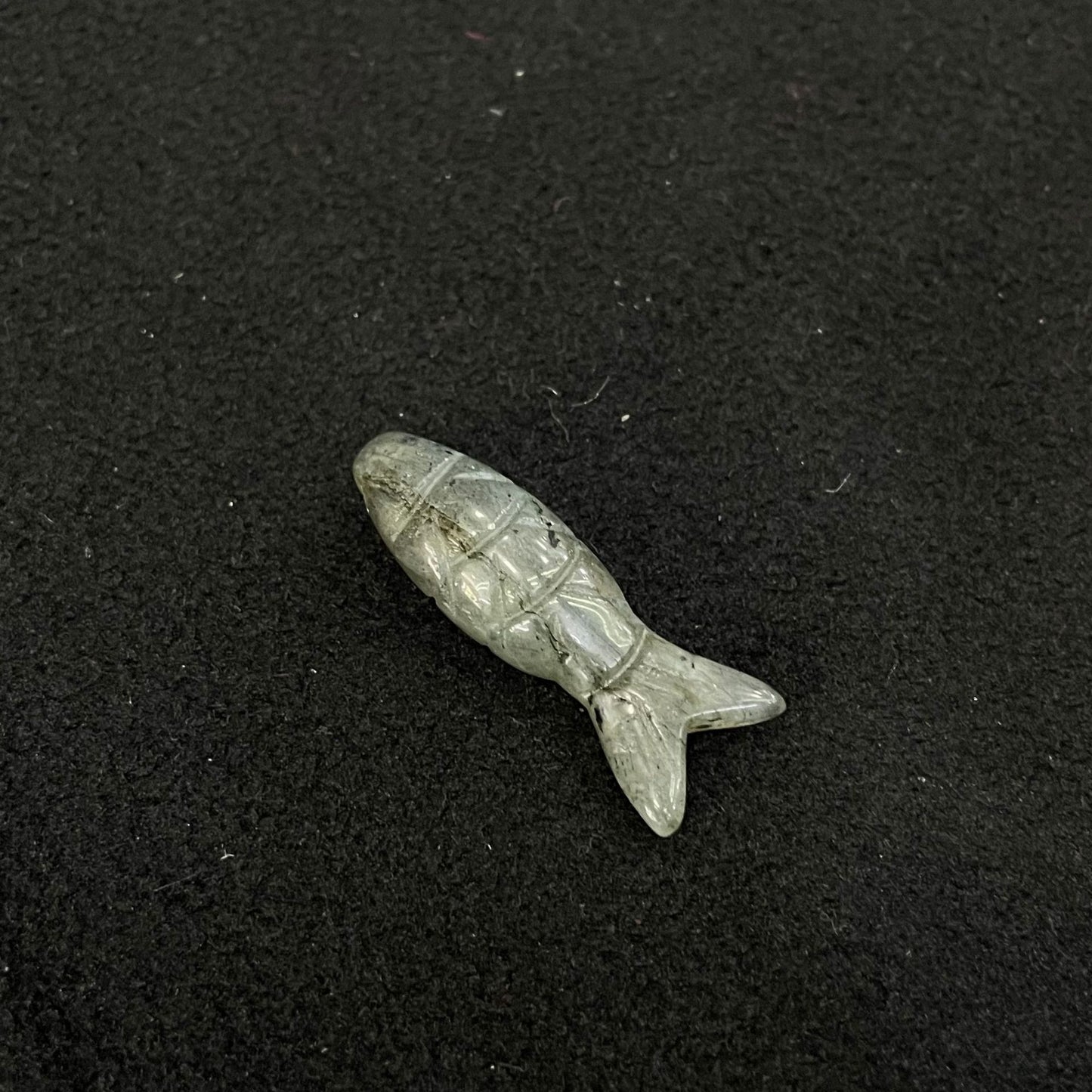 Natural Rose Quartz Fish Pendant Featuring Carving Craftsmanship, 1 Piece In Baroque Style