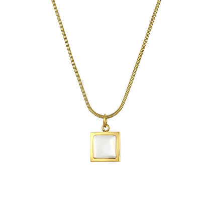 Simple Style Necklace For Women With Titanium Steel Chain And Mother-of-Pearl Shell Pendant