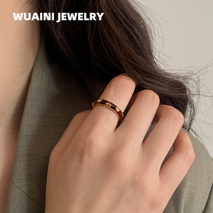 Women’s Flowers Band Rings In Titanium Steel With Enamel Craft And 18K Real Gold Plated Finish, Perfect For New Year