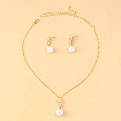 Luxurious Women’s Jewelry Set Featuring Leaf Pattern With Electroplated Zircon Material And Zircon Inlay