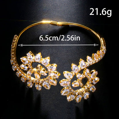 Vintage Style Silver Alloy Bangle For Women With Water Droplets Design And Zircon Inlay