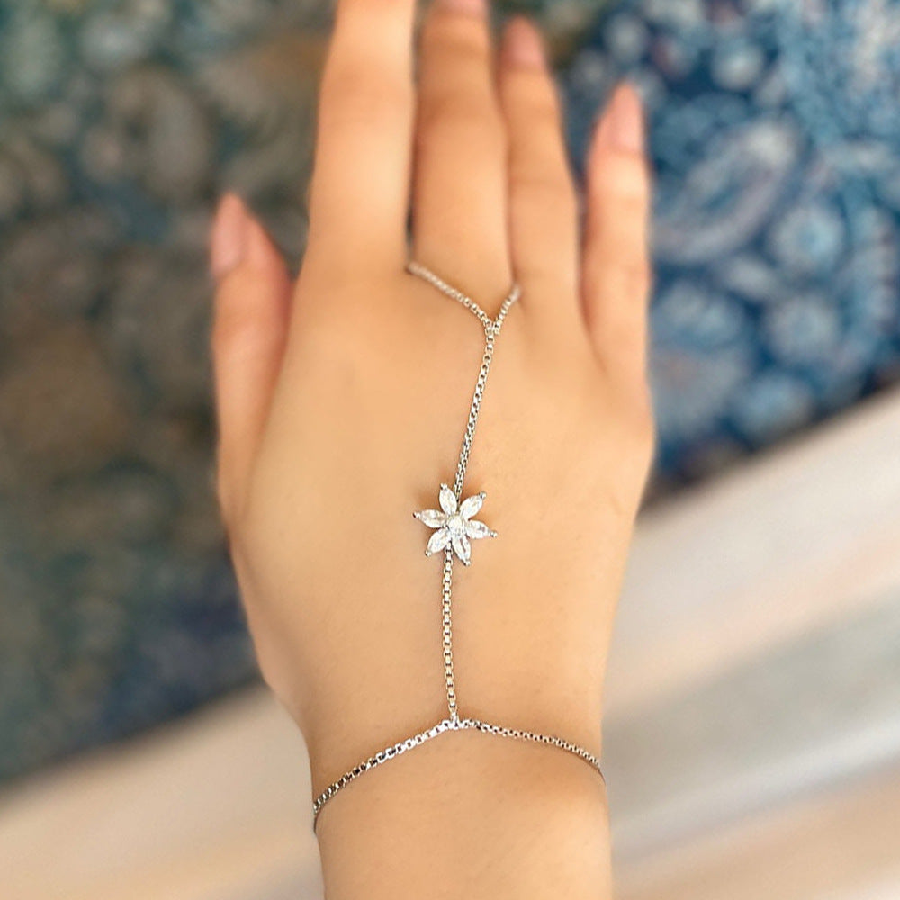Silver Flowers Hand Chain Bracelet For Women In Electroplated Alloy With Zircon Inlay