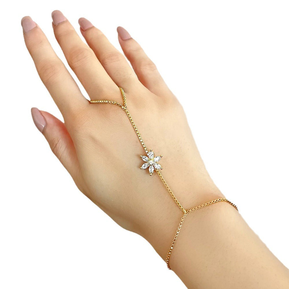 Silver Flowers Hand Chain Bracelet For Women In Electroplated Alloy With Zircon Inlay