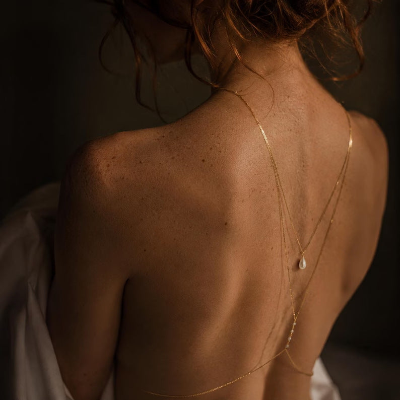Silver Alloy Body Chain For Women In Simple Style With White Crystal Inlay And Electroplated Finish