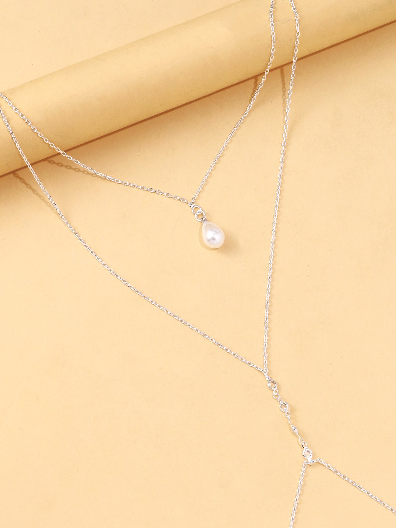 Silver Alloy Body Chain For Women In Simple Style With White Crystal Inlay And Electroplated Finish