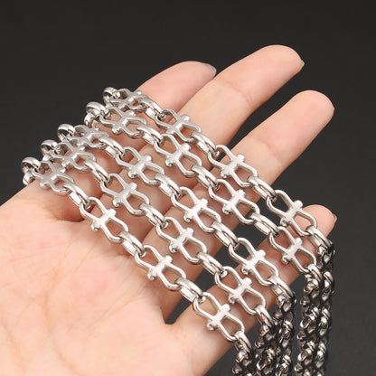 Butterfly Chain Necklace In 304 Stainless Steel With 0.03µm Coating Thickness, Handmade Chain For Adults