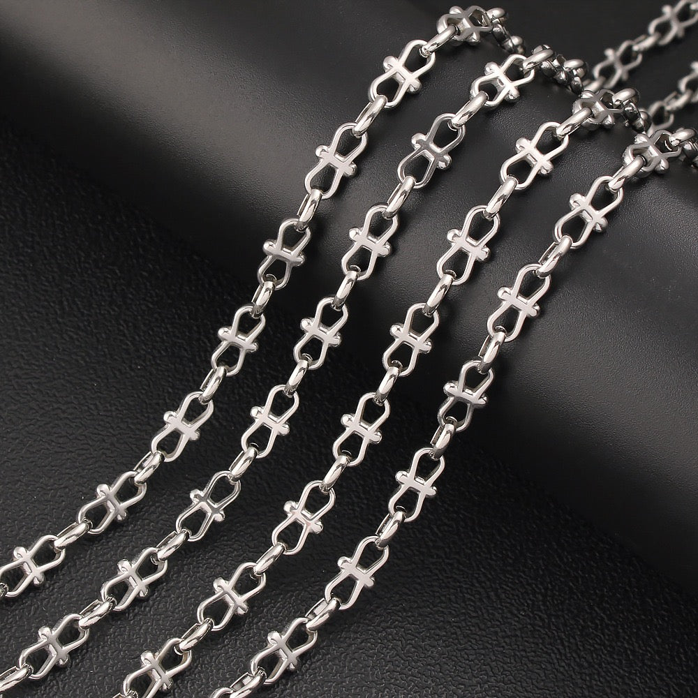 Butterfly Chain Necklace In 304 Stainless Steel With 0.03µm Coating Thickness, Handmade Chain For Adults