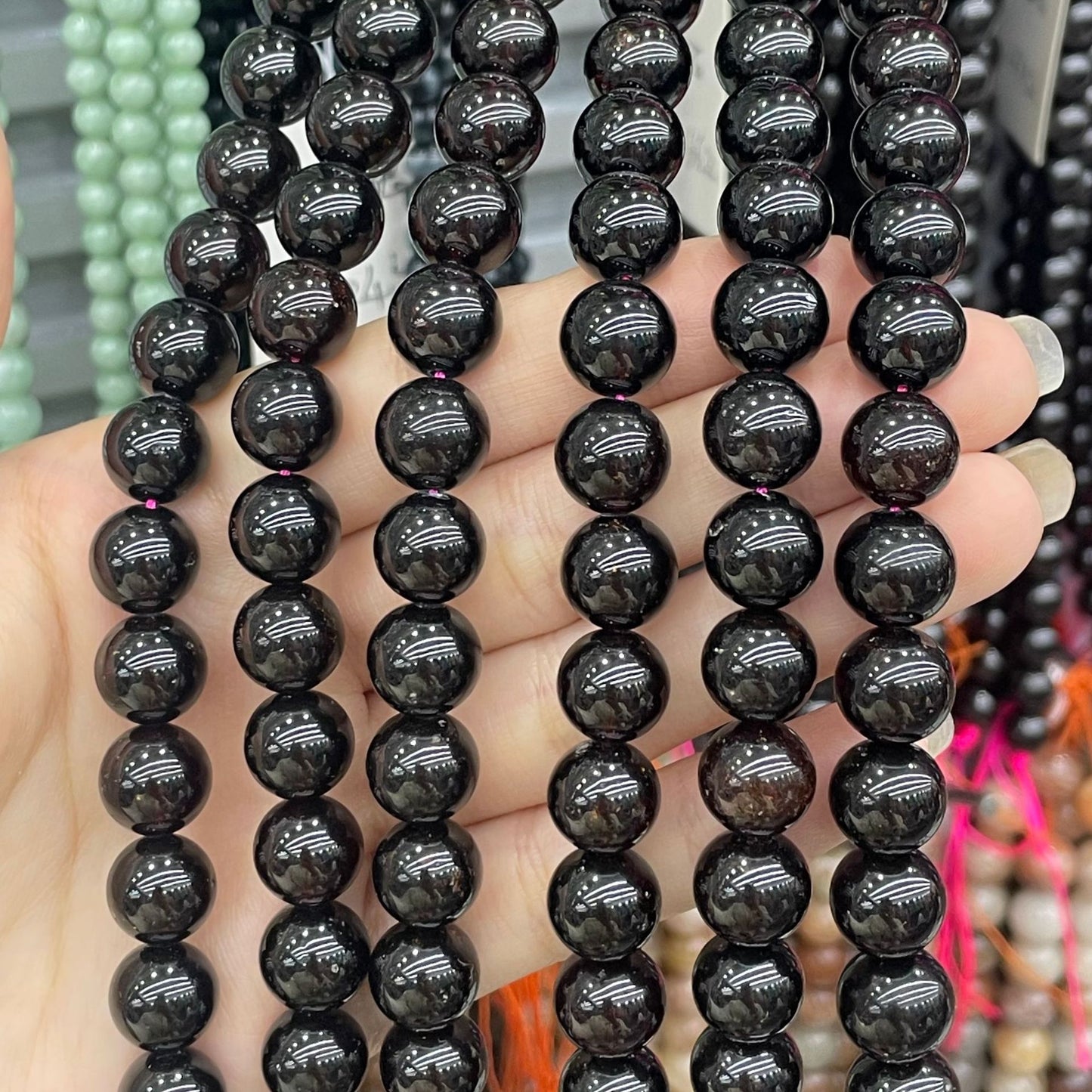 Polished Garnet Beads For Jewelry Making, Diameter 10mm, Featuring Baroque Style