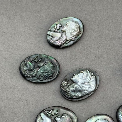 1 PCS Dyed Black Shell Bead Featuring Baroque Style Carving For Jewelry Making
