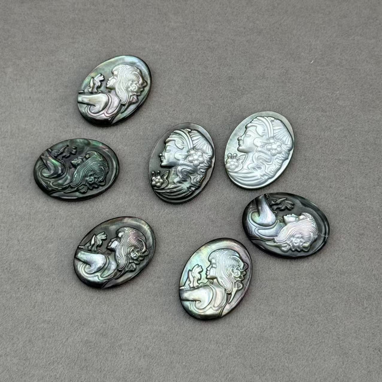 1 PCS Dyed Black Shell Bead Featuring Baroque Style Carving For Jewelry Making