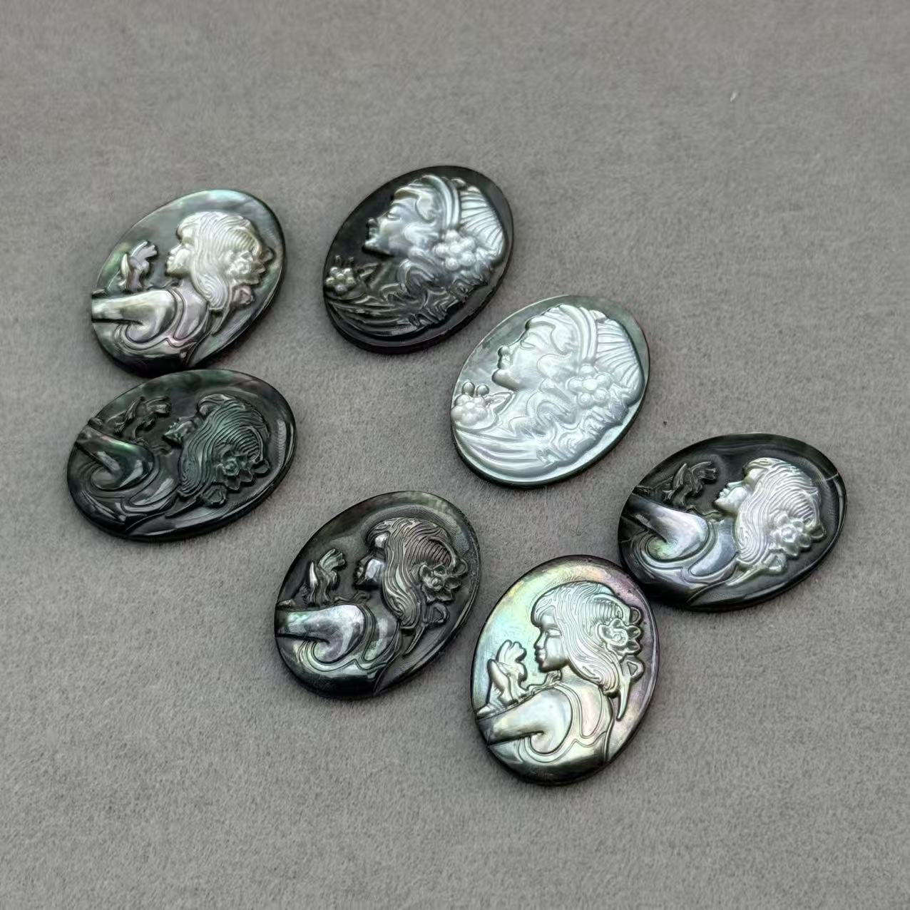 1 PCS Dyed Black Shell Bead Featuring Baroque Style Carving For Jewelry Making