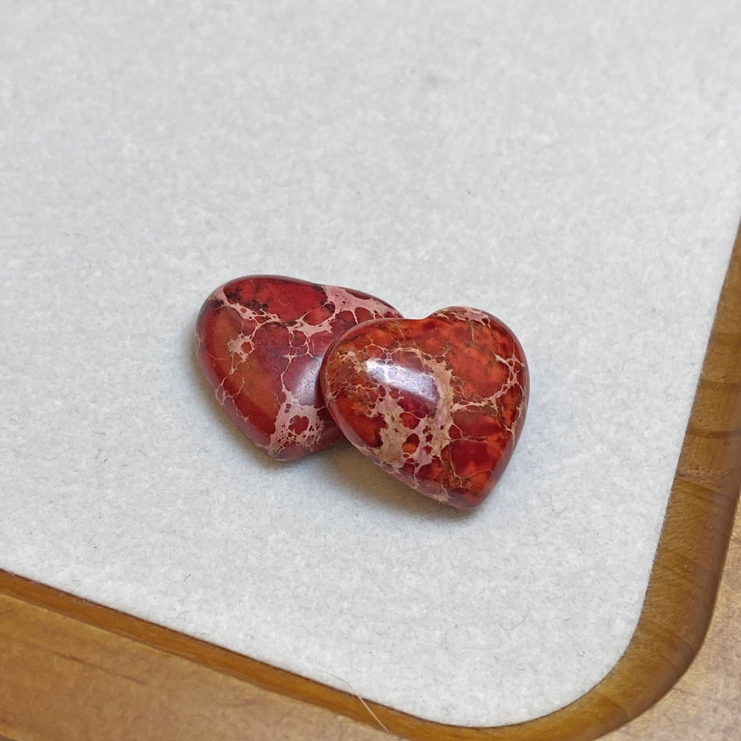 Heart Shape Natural Stone Beads Featuring Inlay Craftsmanship, Available In Natural Colour For Jewelry Making