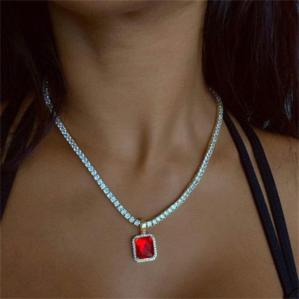 Simple Style Insect Tassel Pendant Necklace For Women With Green Rhinestones And Box Chain