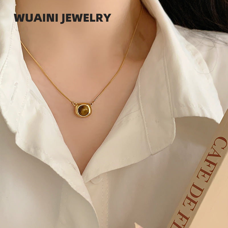Simple Style Geometric Necklace For Women In 18K Real Gold Plated Titanium Steel With Shell Inlay