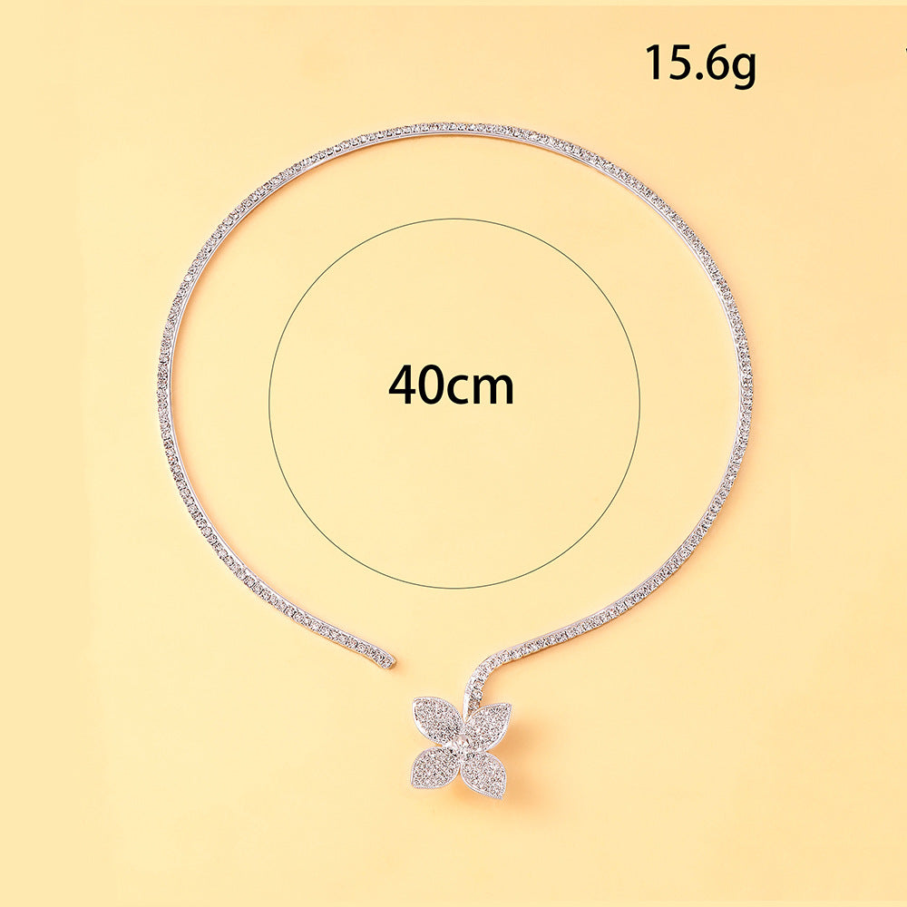 Flowers Copper Choker With Rhinestones Pendant In Simple Style For Women